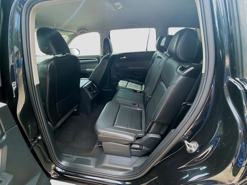 Used 2023 Volkswagen Atlas SE FWD image 23