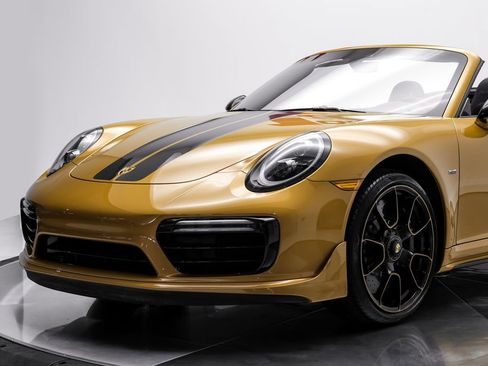 Used 2019 Porsche 911 Turbo S AWD/4WD image 2