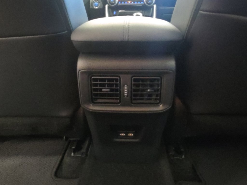 Used 2021 Toyota RAV4 XLE Premium AWD/4WD image 39