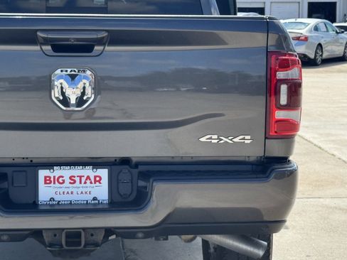 Used 2024 RAM 2500 Laramie w/ Sport Appearance Package image 10