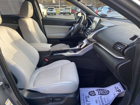 Used 2023 Mitsubishi Eclipse Cross SEL image 12