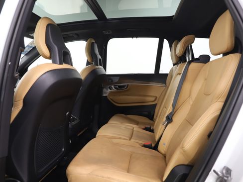 Used 2017 Volvo XC90 T6 Inscription w/ Vision Package image 21
