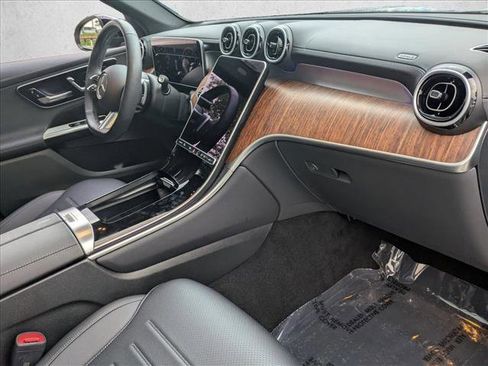 Used 2026 Mercedes-Benz GLC 300 4MATIC image 22