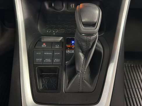 Used 2023 Toyota RAV4 XLE w/ Convenience Package image 40