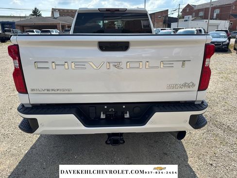 Used 2022 Chevrolet Silverado 2500 High Country w/ Z71 Off-Road Package AWD/4WD image 4