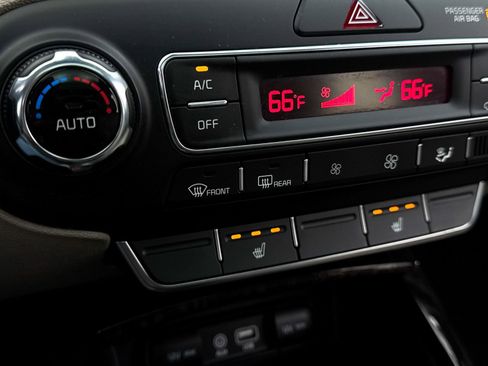 Used 2020 Kia Sorento EX FWD image 24