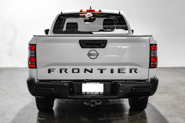 Used 2022 Nissan Frontier S w/ Technology Package RWD image 11