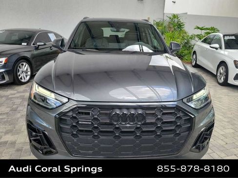 Certified 2024 Audi Q5 e Premium Plus w/ Premium Plus Package AWD/4WD image 6