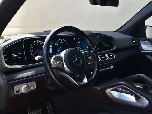 Used 2020 Mercedes-Benz GLS 580 4MATIC image 11