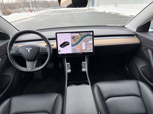 Used 2018 Tesla Model 3 Long Range image 26