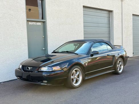 Used 1999 Ford Mustang GT image 1