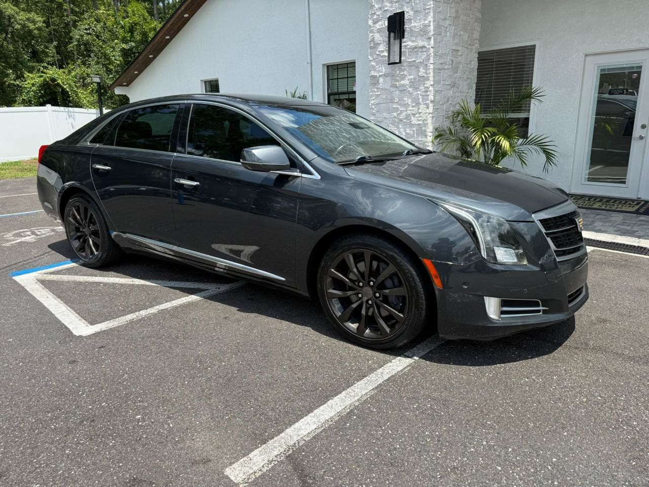 Used 2016 Cadillac XTS Luxury FWD image 14