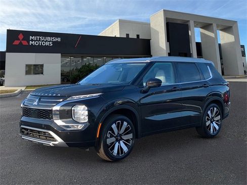 New 2025 Mitsubishi Outlander AWD image 1