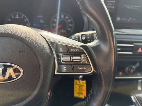 Used 2021 Kia Seltos S FWD image 13