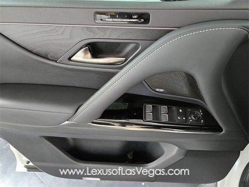 New 2026 Lexus LX 700h Luxury image 16