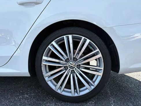 Used 2015 Volkswagen Passat 1.8T Sport FWD image 25
