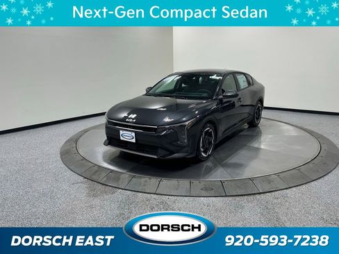 New 2026 Kia K4 EX image 1