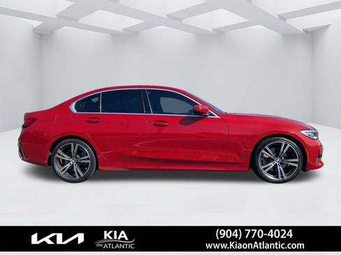 Used 2019 BMW 330i Sedan w/ Premium Package RWD image 2