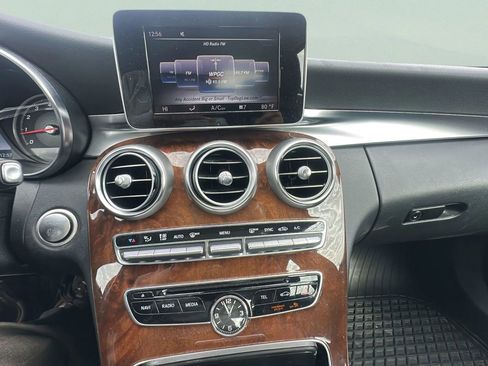Used 2015 Mercedes-Benz C 300 4MATIC Sedan image 24
