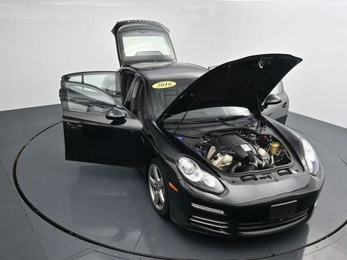 Used 2016 Porsche Panamera 4 Edition AWD/4WD image 37