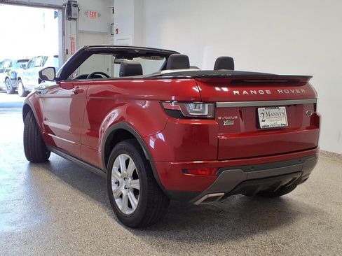 Used 2018 Land Rover Range Rover Evoque SE Dynamic AWD/4WD image 6