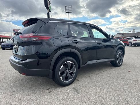 New 2026 Nissan Rogue SV image 5