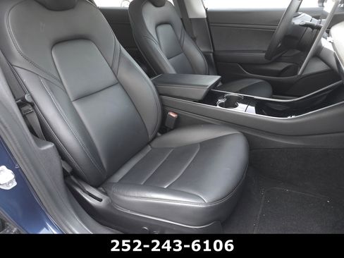 Used 2020 Tesla Model 3 Standard Range Plus RWD image 33