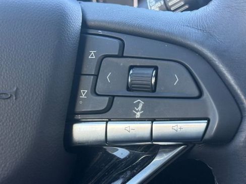 Used 2024 Cadillac XT6 Premium Luxury w/ Technology Package FWD image 12