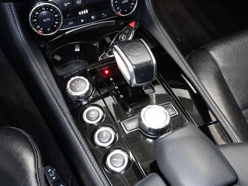 Used 2013 Mercedes-Benz CLS 63 AMG image 24