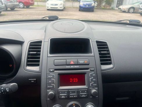 Used 2013 Kia Soul FWD image 8