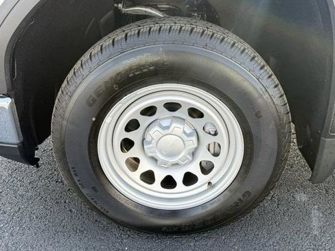 Used 2025 GMC Sierra 1500 Pro w/ Pro Value Package image 19