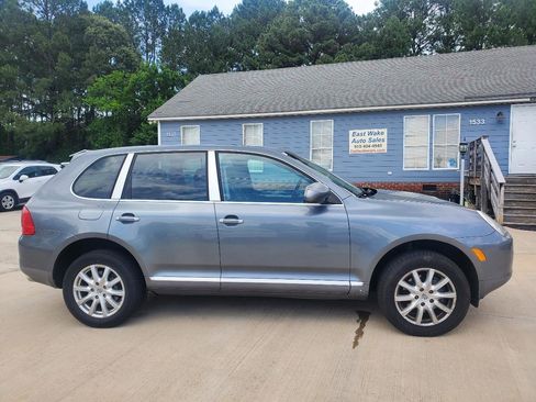 Used 2006 Porsche Cayenne AWD/4WD image 4