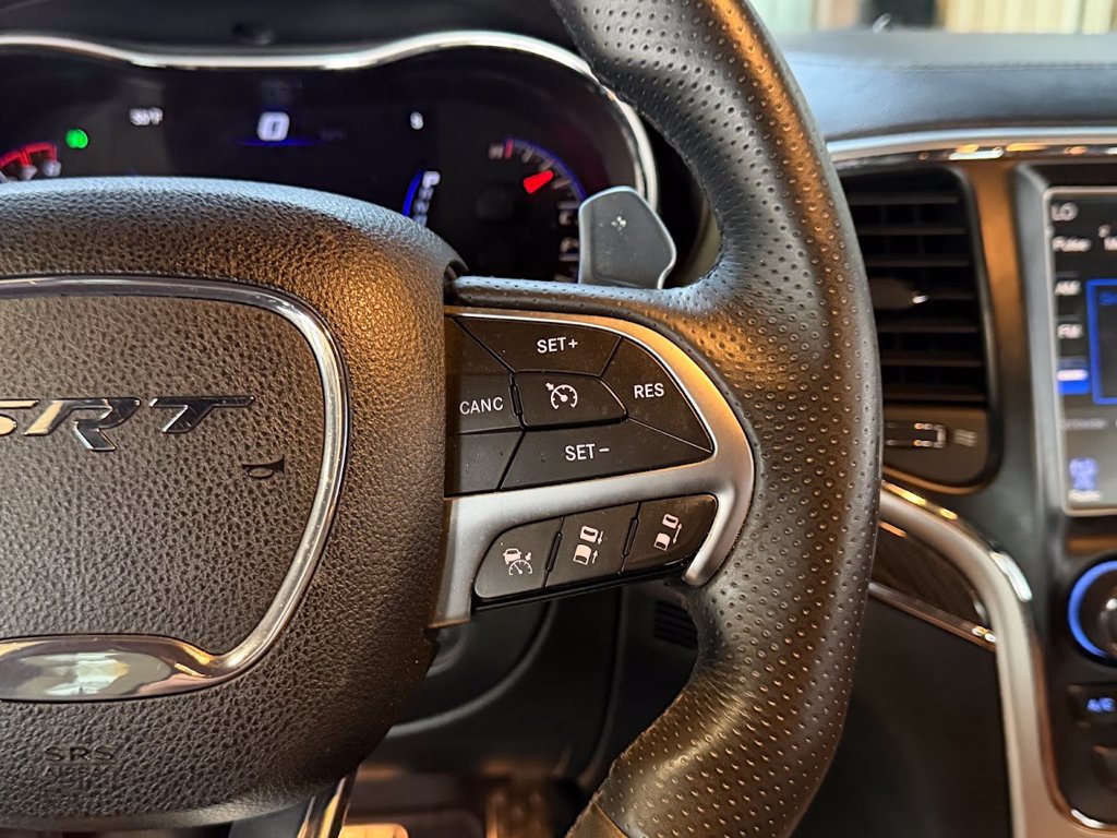 Used 2014 Jeep Grand Cherokee SRT8 w/ Luxury Group II AWD/4WD image 20