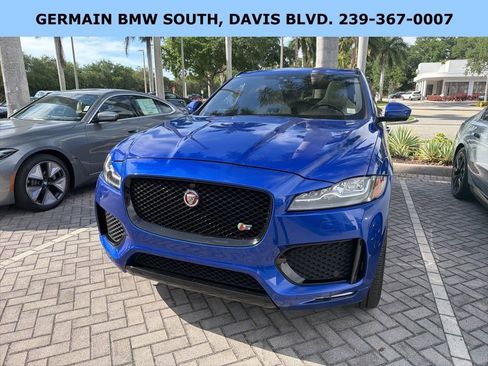 Used 2019 Jaguar F-PACE S image 4