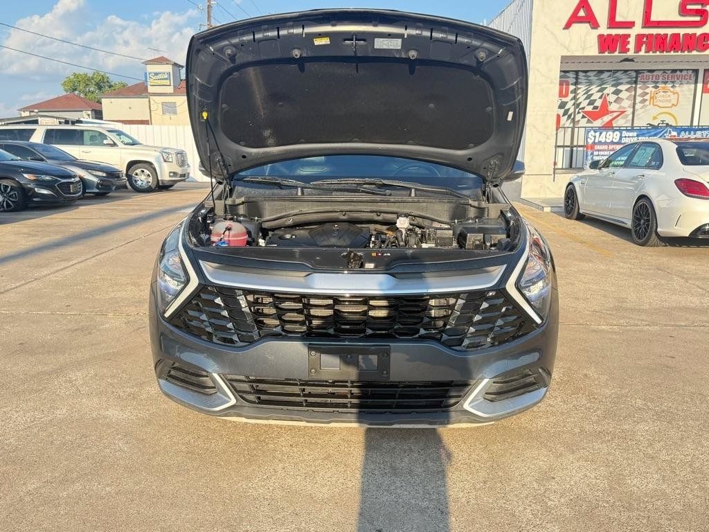 Used 2023 Kia Sportage EX FWD image 11