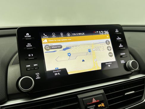 Used 2020 Honda Accord Touring image 26