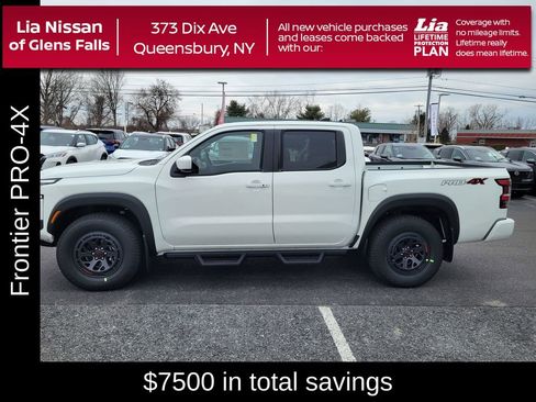 New 2025 Nissan Frontier PRO-4X image 7