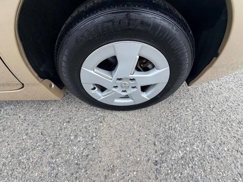 Used 2011 Toyota Prius Three FWD image 34