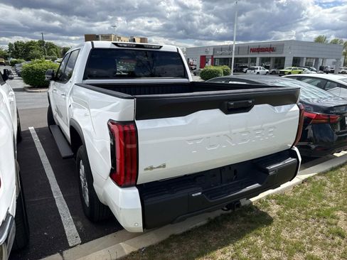 Used 2023 Toyota Tundra SR5 w/ SR5 Premium Package AWD/4WD image 2