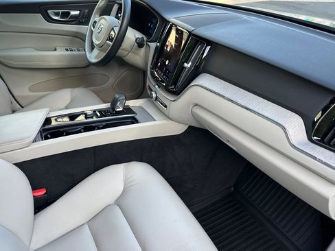 Certified 2023 Volvo XC60 B5 Plus w/ Protection Package Premier image 18