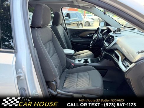 Used 2021 GMC Terrain SLE w/ Driver Convenience Package AWD/4WD image 29
