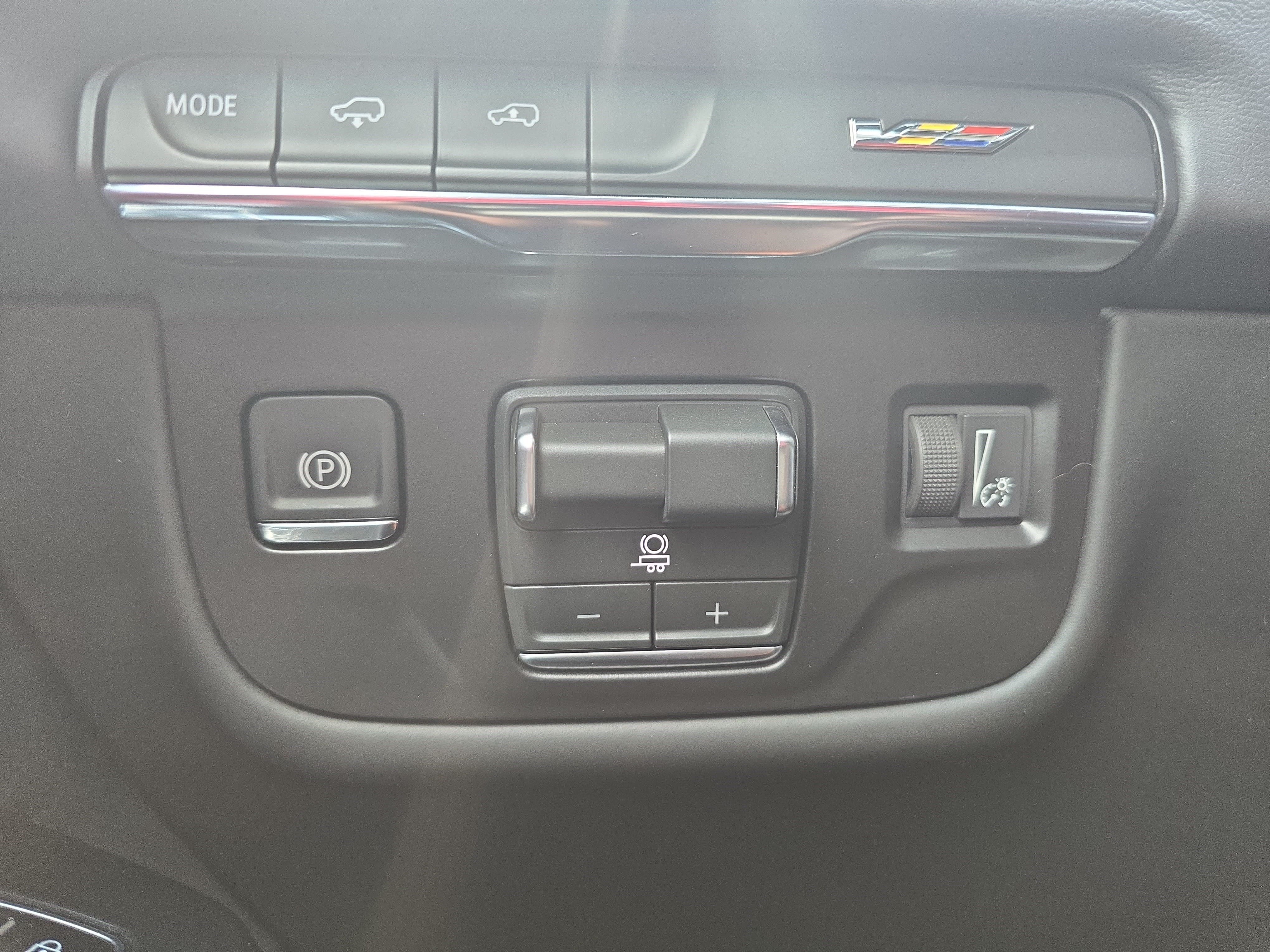 Certified 2026 Cadillac Escalade ESV V AWD/4WD image 27