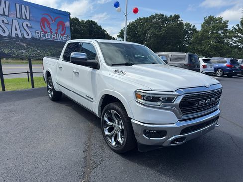 Used 2022 RAM 1500 Limited AWD/4WD image 3