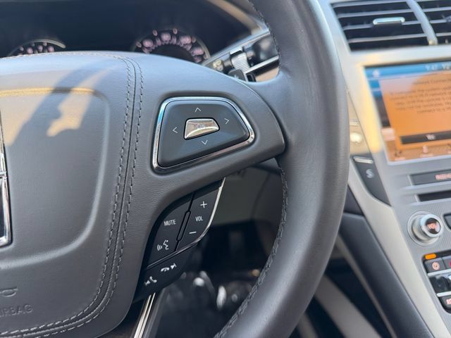 Used 2019 Lincoln MKZ Reserve FWD image 27