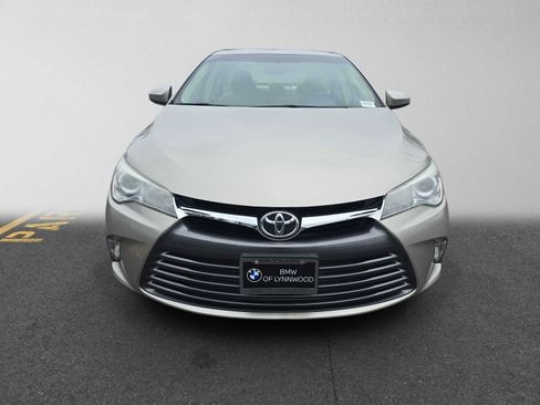Used 2016 Toyota Camry LE FWD image 8