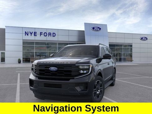 New 2026 Ford Expedition Active AWD/4WD image 3
