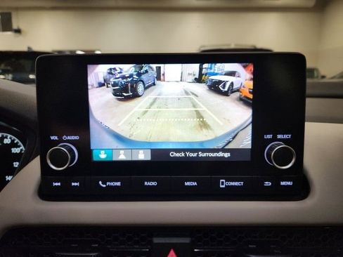 Certified 2023 Honda HR-V LX image 15