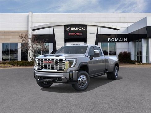 New 2026 GMC Sierra 3500 Denali w/ Denali Reserve Package image 8