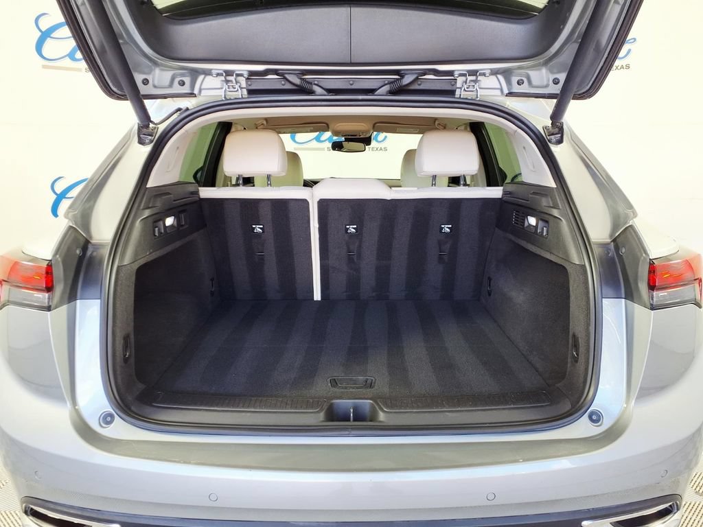 Used 2023 Buick Envision Preferred AWD/4WD image 9