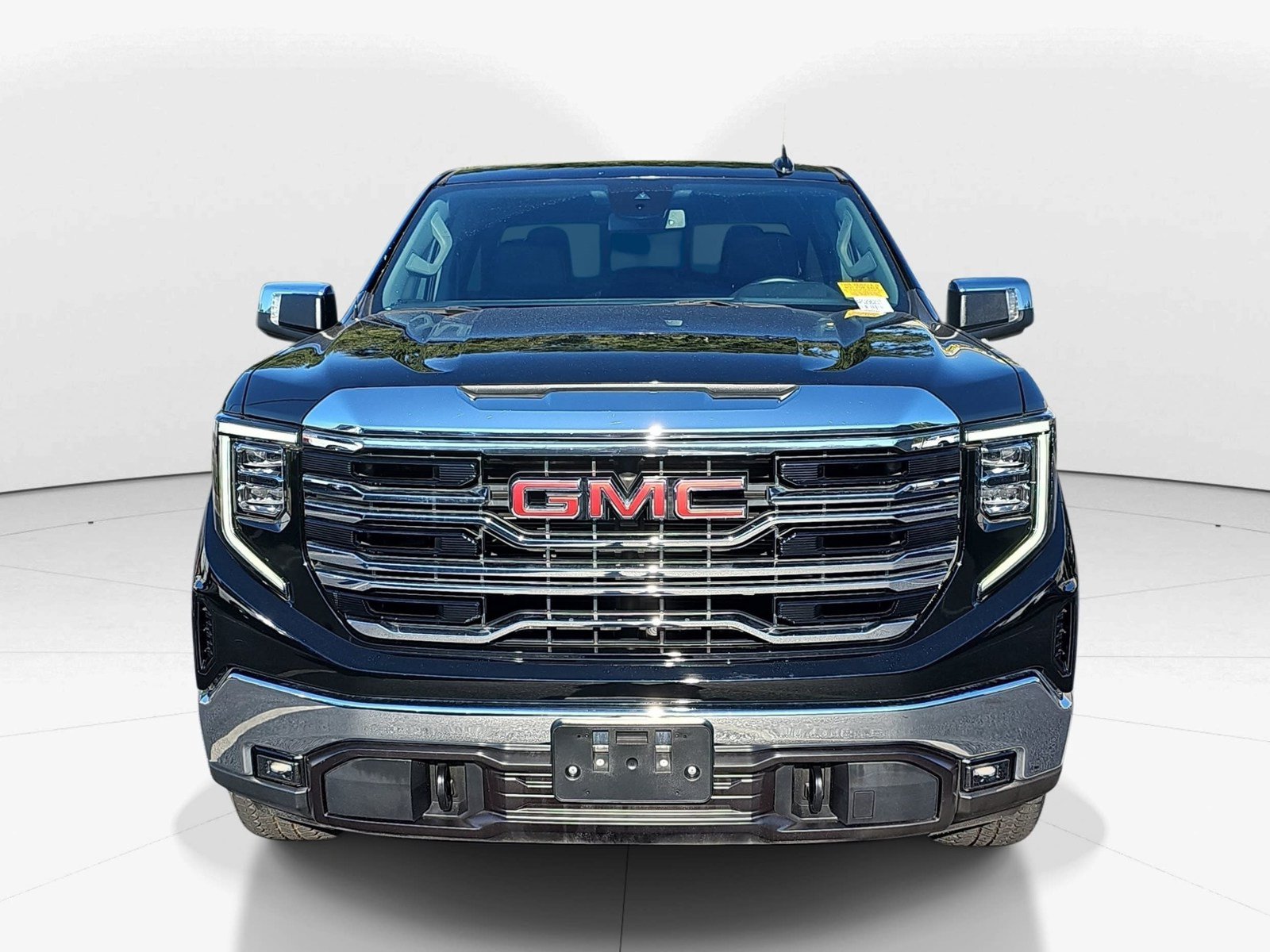 Used 2023 GMC Sierra 1500 SLT w/ SLT Premium Package AWD/4WD image 8